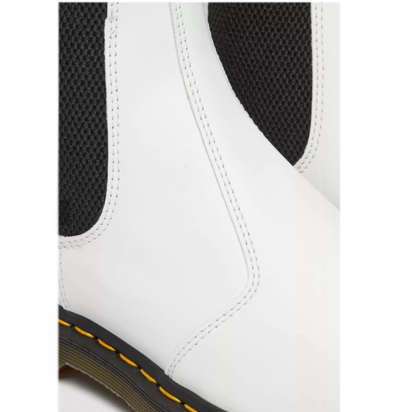 Dr. Martens 2976 Yellow Stitch Smooth Leather Chelsea Boots NWOT White Size 8 - Picture 7 of 14